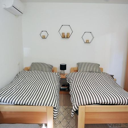 Studio Apartman Bandb Ðakovo Eksteriør bilde